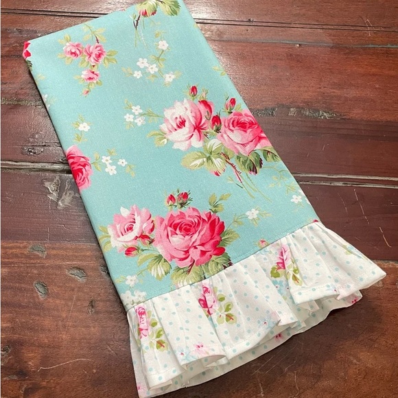 Shabby Chic Cottage Farmhouse Roses Decorative Tea Towel and Pot Holder Set - Picture 9 of 10